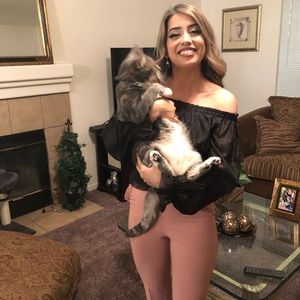 Meet your Posher, Zahira